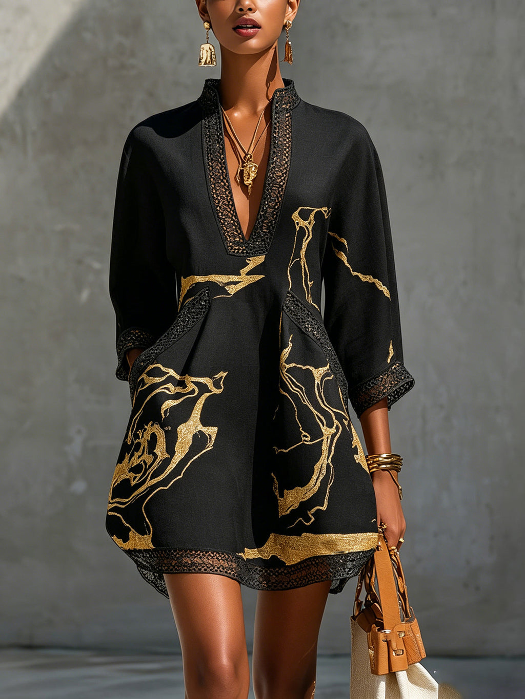 Σμαράγδα | Φόρεμα Mini V-λαιμό Σταμπωτό Μαύρο Χρυσό