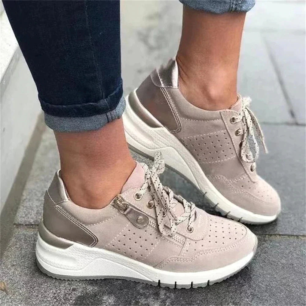 Ξένια | Ορθοπεδικά sneakers με επίπεδο τακούνι