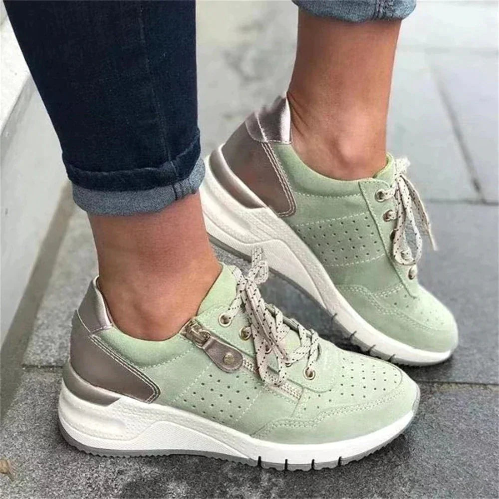 Ξένια | Ορθοπεδικά sneakers με επίπεδο τακούνι